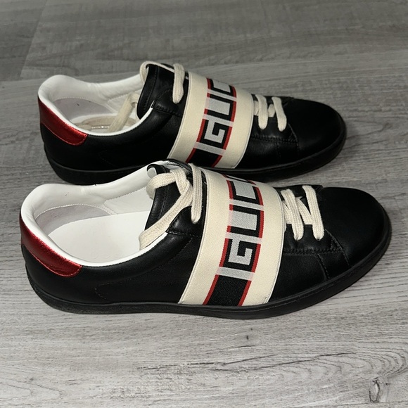 Men GUCCI Ace Stripe Leather Sneakers - Picture 3 of 5